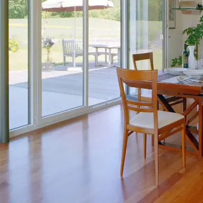 Erkély tolóajtó árak: mi lehet benne az árban? Tervezzünk!