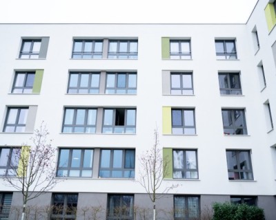 Общежитие Golm 2 с прозорци VEKA Feinstruktur