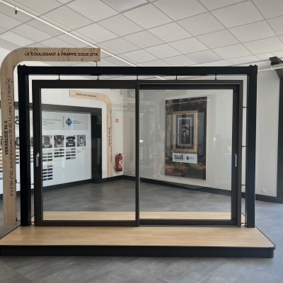 vekaslode hi-5 showroom veka