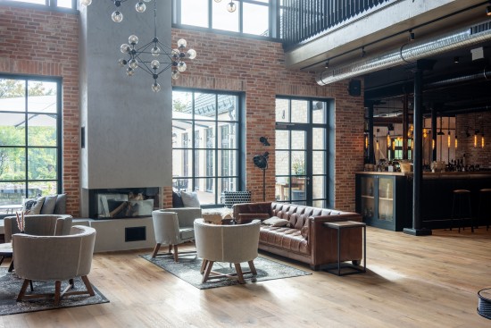 fenêtre PVC softline 82 en noir graphite