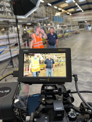 spot recrutement veka atelier plaxage