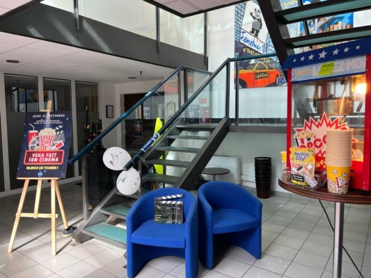 decoration entree veka thonon cinema