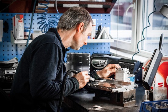 technicien mise au point outillage
