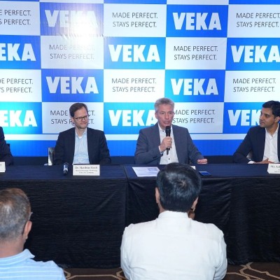 Pressekonferenz der NCL VEKA in Indien
