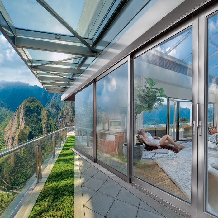 Aluminiumsysteme von PROCURAL in eindrucksvoller Natur