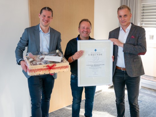 30 Jahren Partnerschaft V. Gloger und VEKA AG