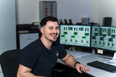 Mitarbeitende der VEKA AG in der Mischerei