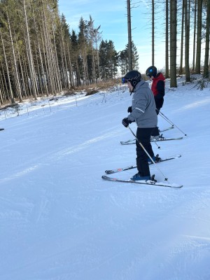 VEKA Auszubildende fahren Ski