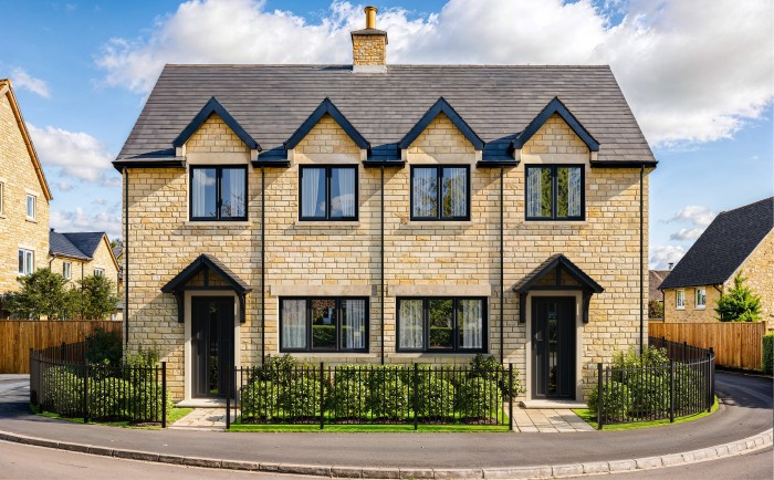 Feinstruktur Black Row