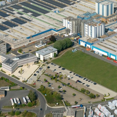 VEKA, Companie