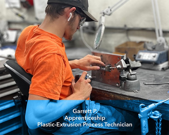 PLASTIC-EXTRUSION PROCESS technician