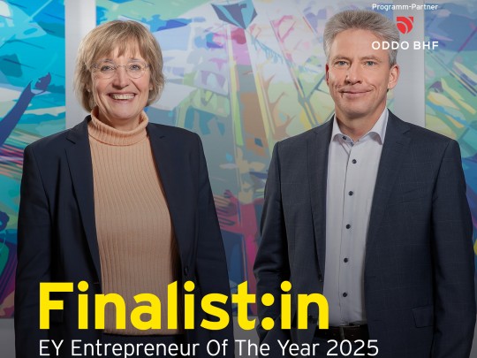 Elke und Andreas Hartleif mit dem Titel Finalist Entrepreneur of the Year 2025