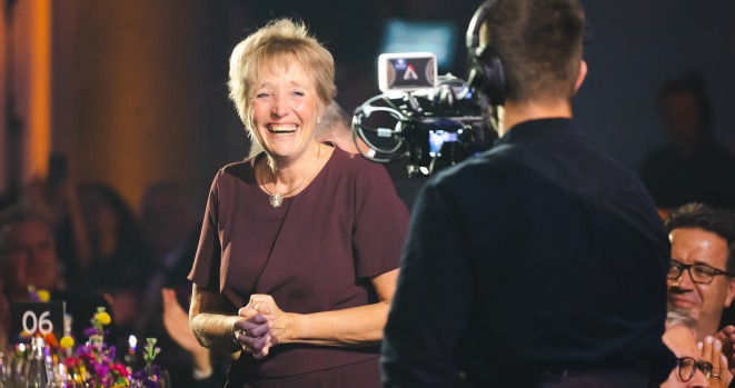 Elke Hartleif is absolutely happy winning the award