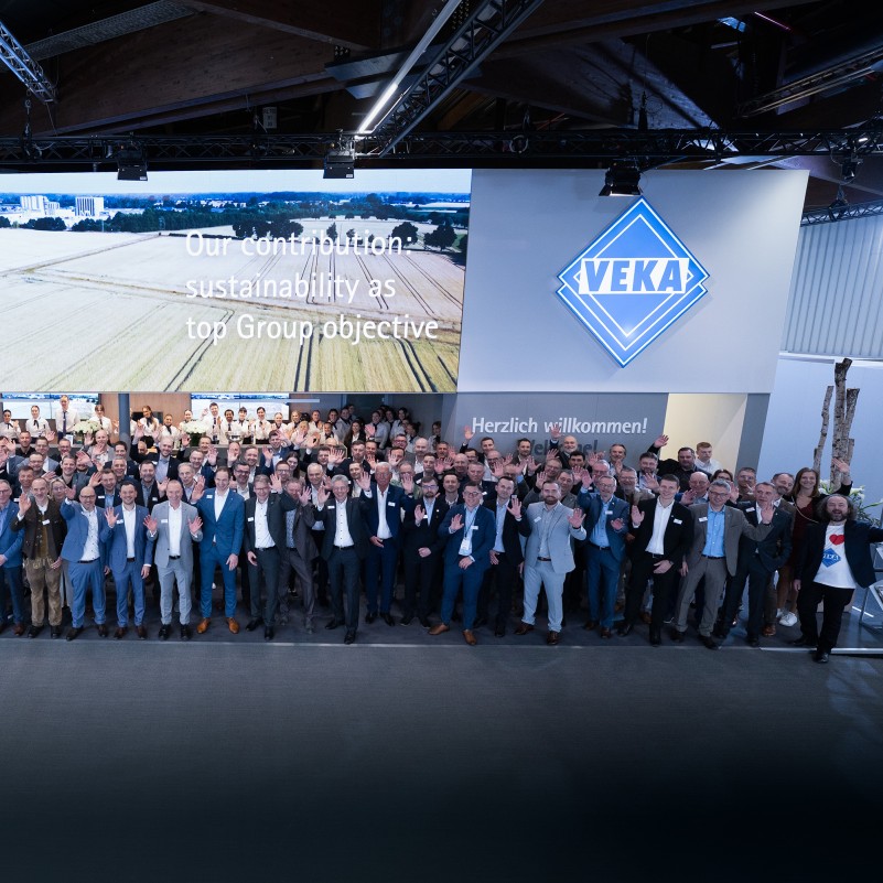 VEKA Trade Show Team