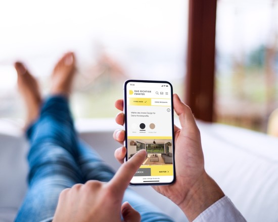 Online window inspirator for German building owners on a smartphone