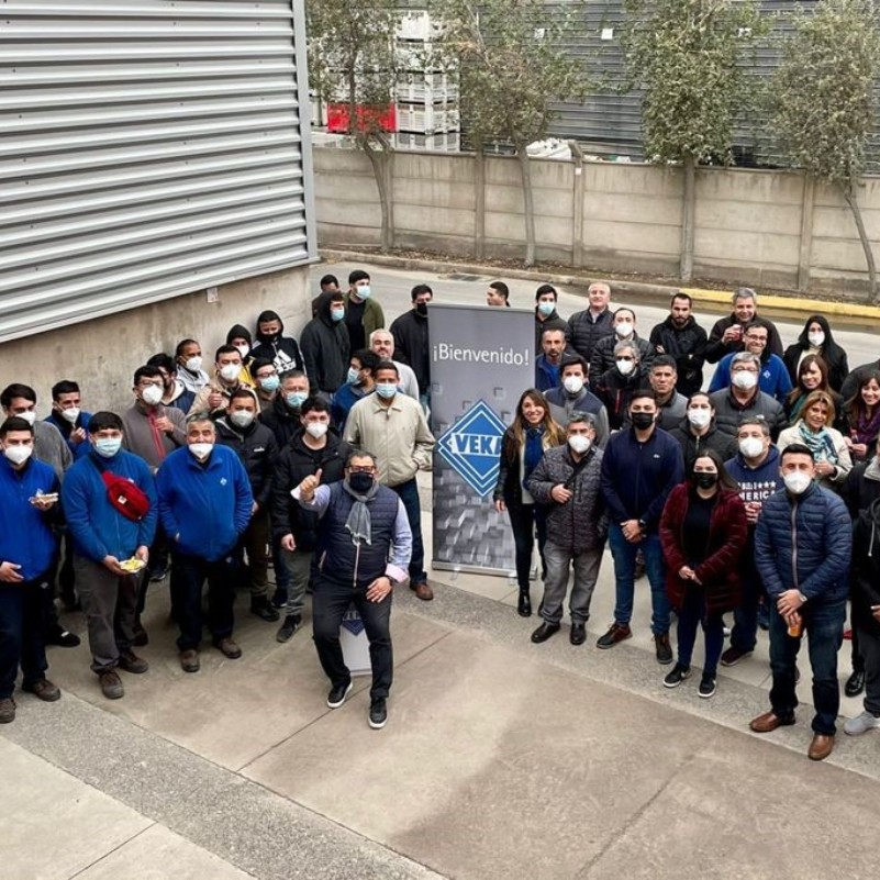 VEKA Chile team