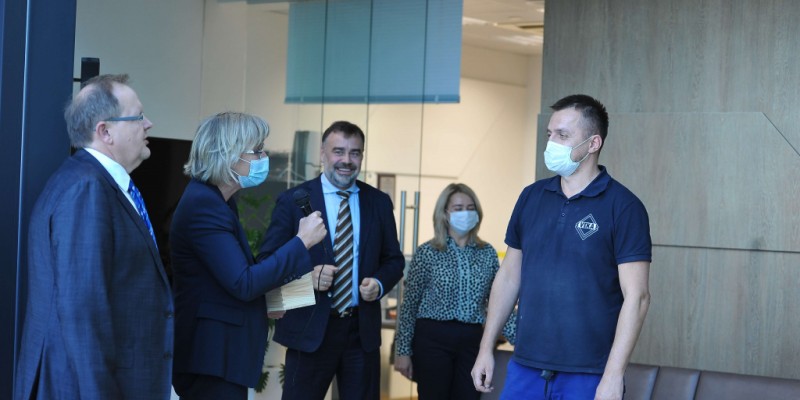 Elke Hartleif visits VEKA Rus