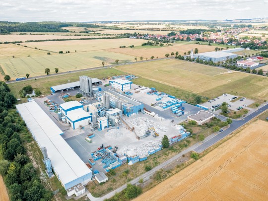 Il più grande stabilimento europeo di riciclaggio PVC di VEKA in Germania 