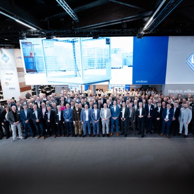 FENSTERBAU FRONTALE