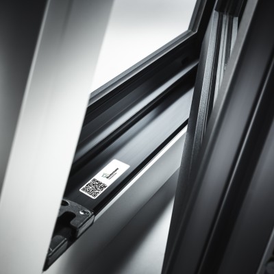 AluConnect window with QR Sticker of WinDo Flow